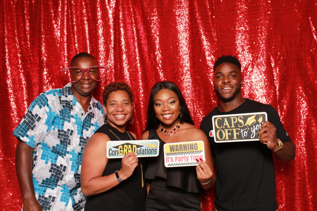 Events That Benefit From a Photobooth