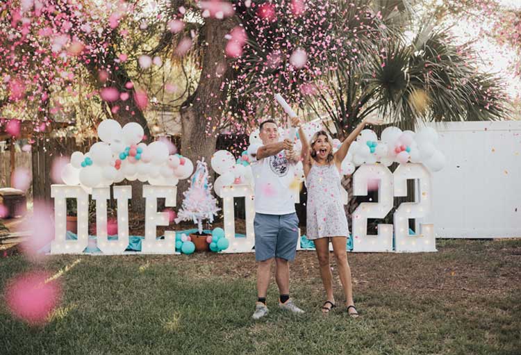 Baby Gender Reveal Ideas | Pompy Portraits Maternity Photography