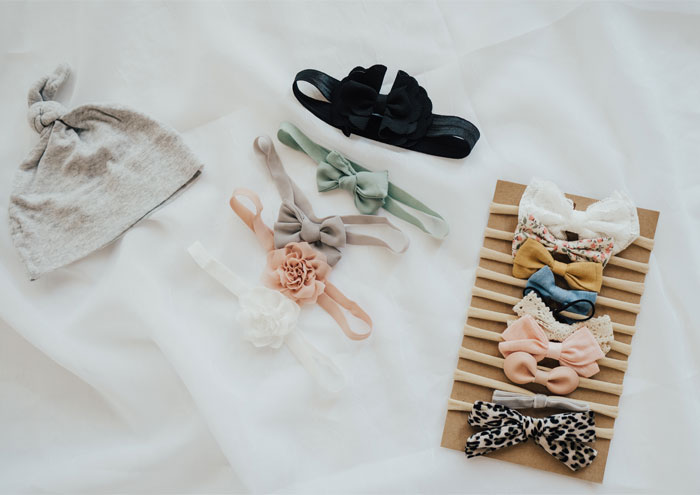 Best things to bring to a baby photo session | Pompy Portraits