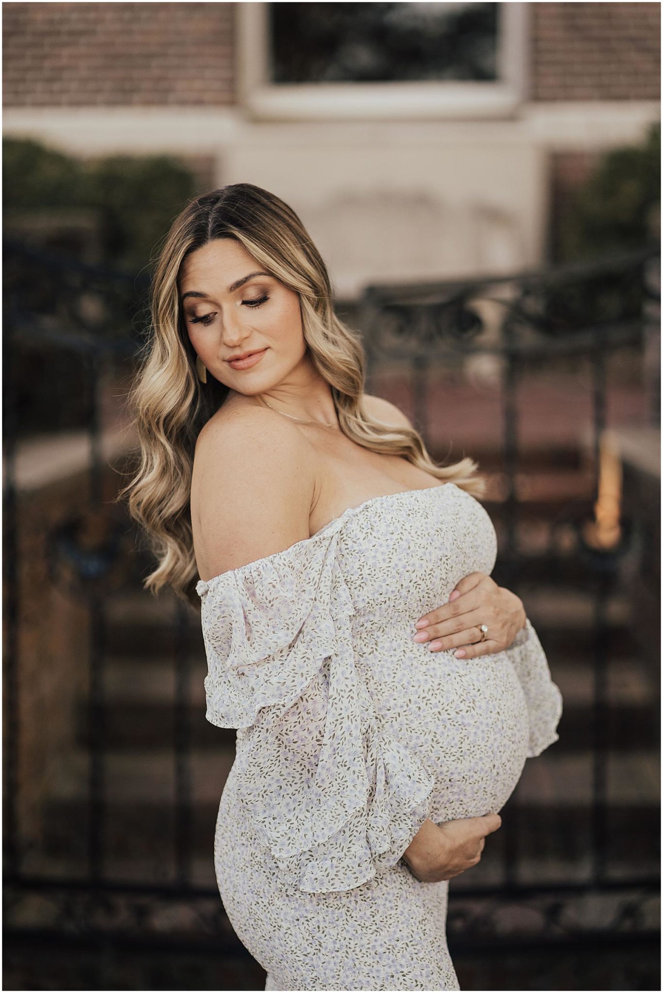 Maternity Photos at the Cummer Museum & Gardens Jacksonville