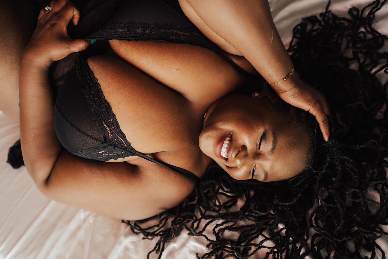 how can boudoir photography improve your confidence in women