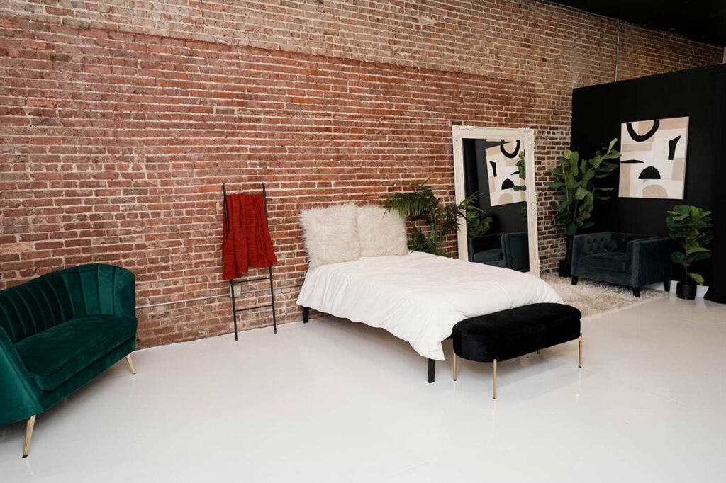 Jacksonville boudoir photographer - Bed Set
