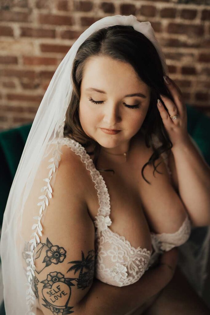 Plus Size Bridal Boudoir Portraits Jacksonville, FL