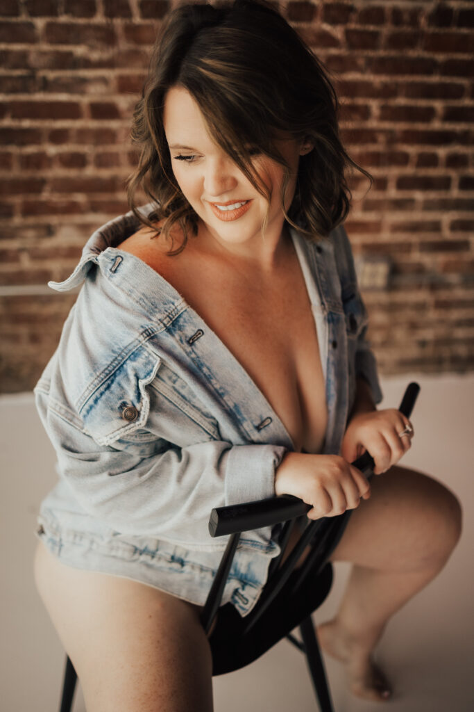 Woman posing showing What to Wear for a Boudoir Photoshoot 